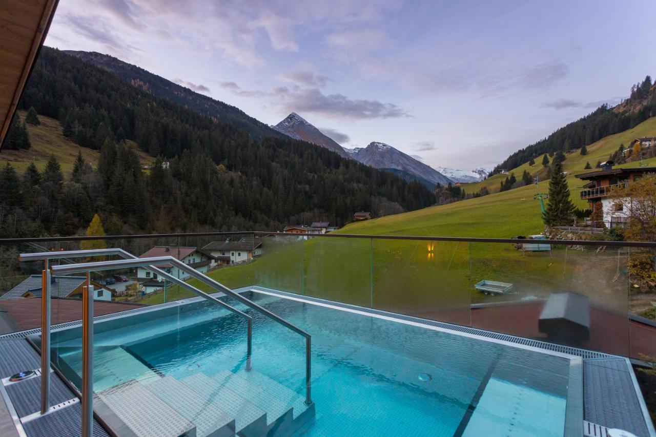 Hotel Jaeger 3Sterne Superior Тукс Экстерьер фото