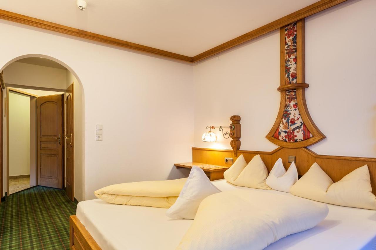 Hotel Jaeger 3Sterne Superior Тукс Экстерьер фото