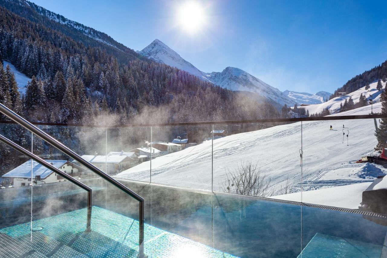 Hotel Jaeger 3Sterne Superior Тукс Экстерьер фото